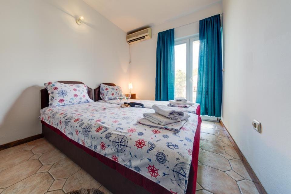 Sunny Grapes Apartments Budva Zimmer foto