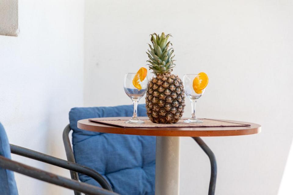 Sunny Grapes Apartments Budva Zimmer foto