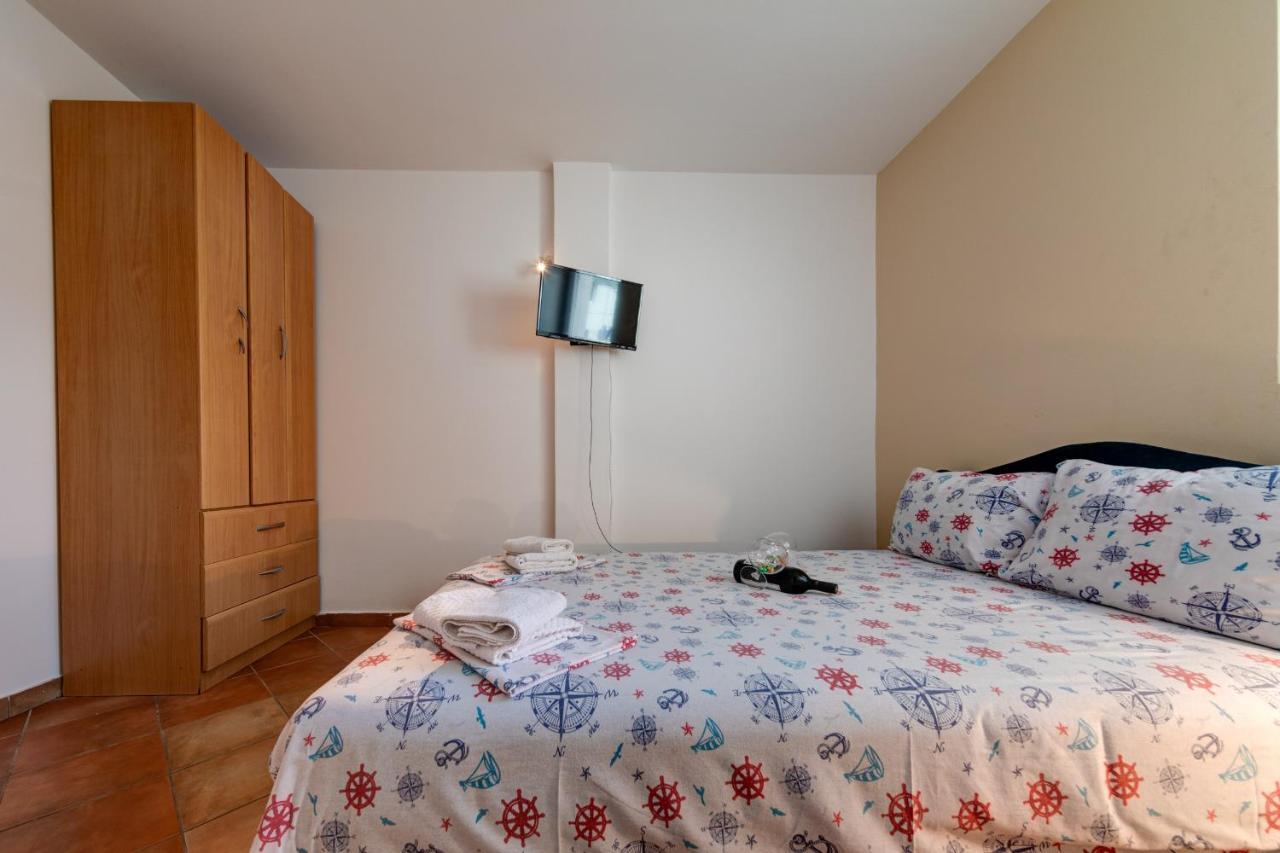 Sunny Grapes Apartments Budva Zimmer foto