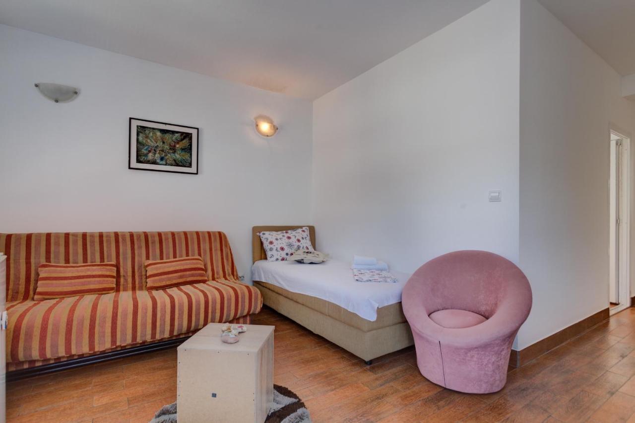 Sunny Grapes Apartments Budva Exterior foto