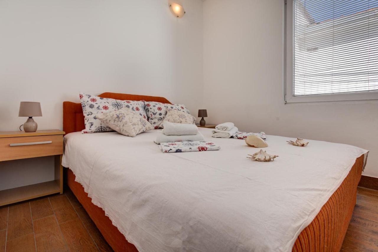 Sunny Grapes Apartments Budva Exterior foto